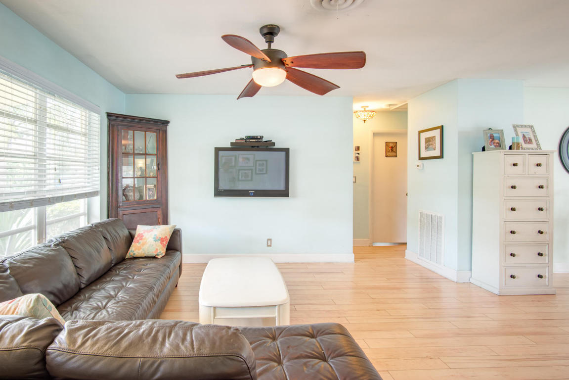 1116 SE 13th Court, Deerfield Beach, FL 33441