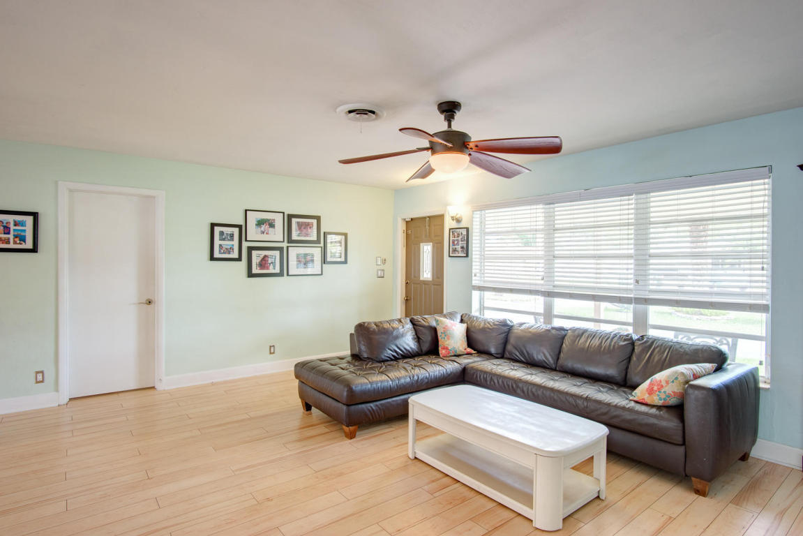 1116 SE 13th Court, Deerfield Beach, FL 33441