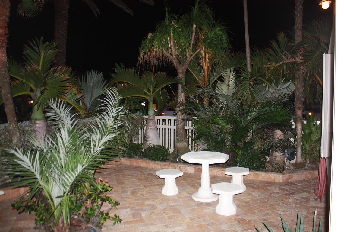 513 NE 21st  Avenue, Deerfield Beach, FL 33441