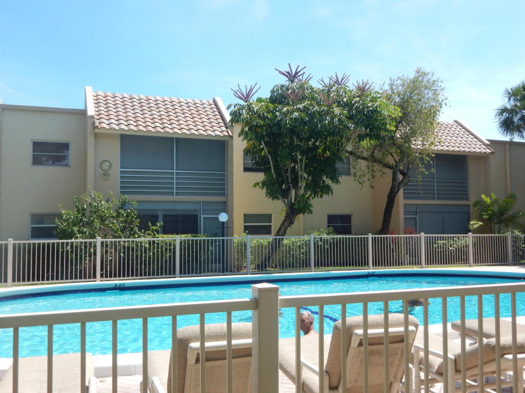 959 SE 2nd Avenue, Deerfield Beach, FL 33441
