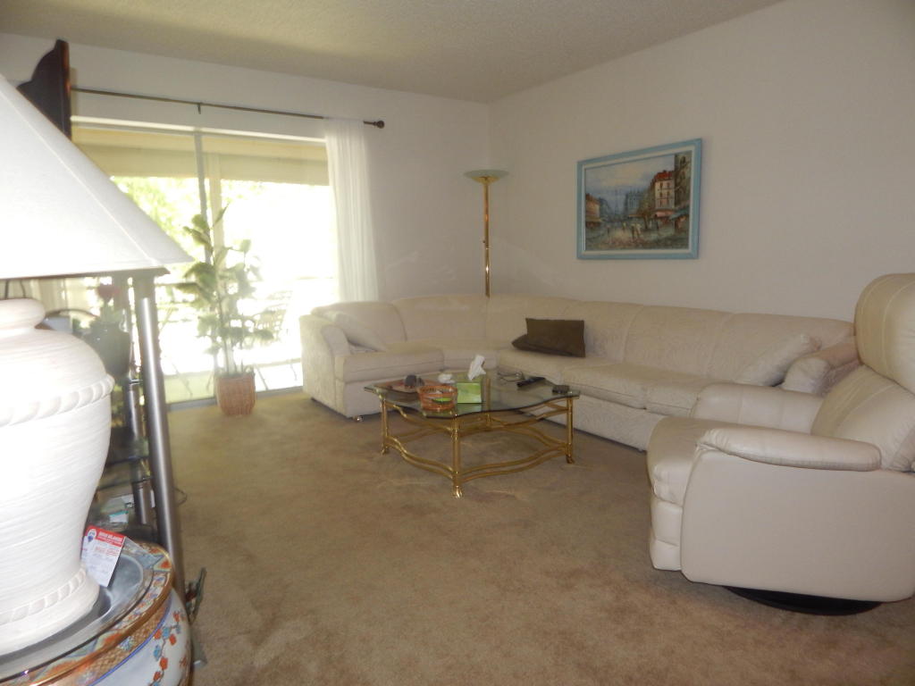 959 SE 2nd Avenue, Deerfield Beach, FL 33441