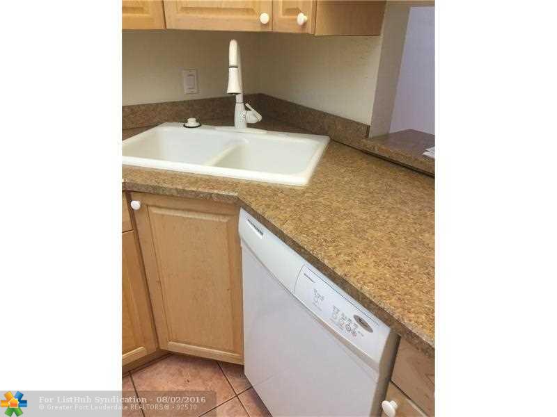 781 SE 1st Way 79, Deerfield Beach, FL 33441