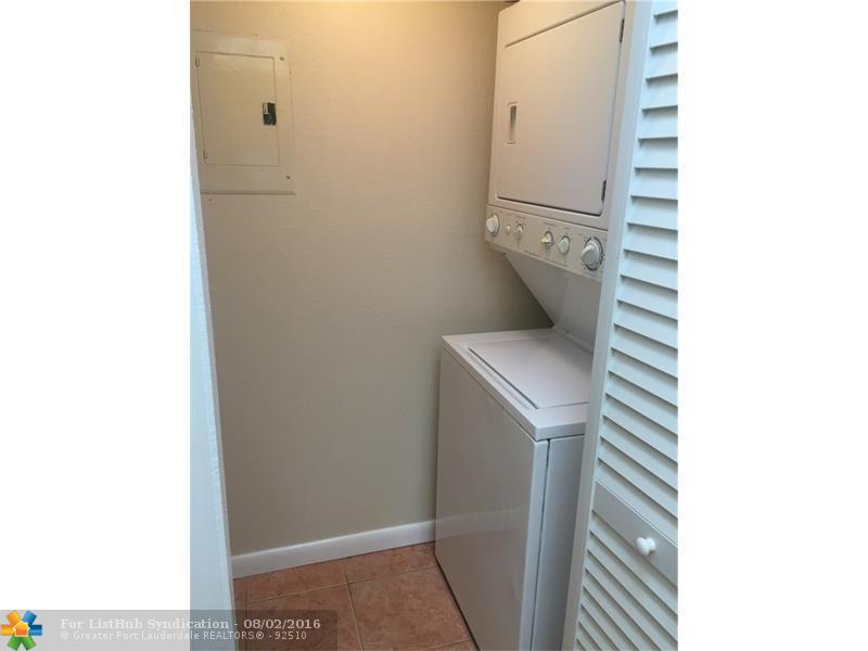 781 SE 1st Way 79, Deerfield Beach, FL 33441