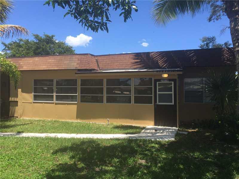2002 SW Natura Boulevard, Deerfield Beach, FL 33441