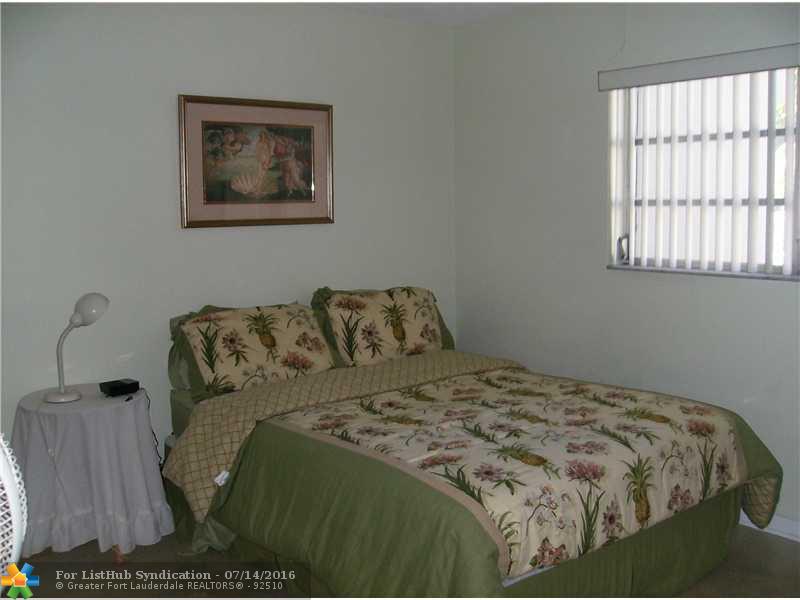 222 N Federal Hwy 109, Deerfield Beach, FL 33441