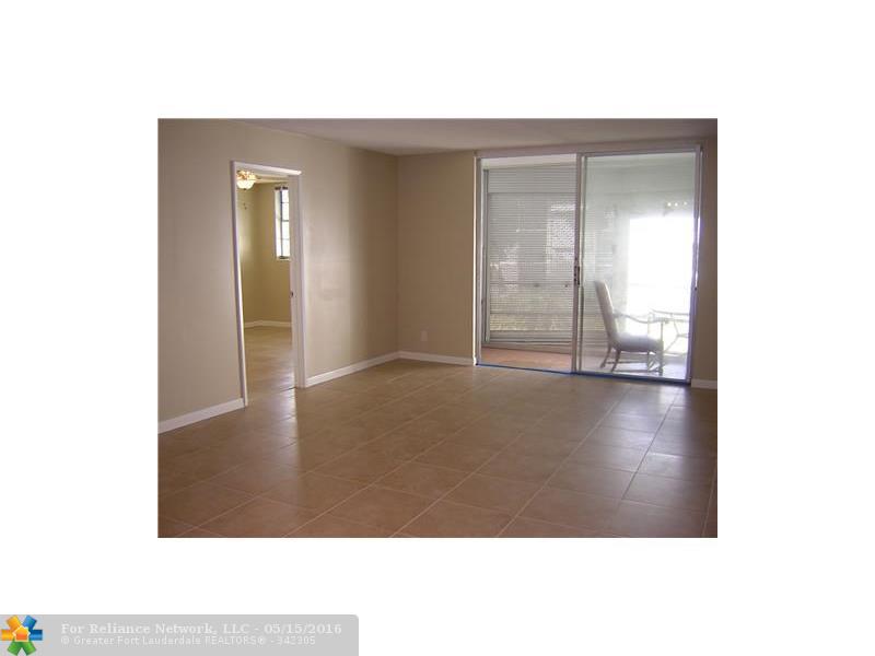 400 SE 10th St A-209, Deerfield Beach, FL 33441