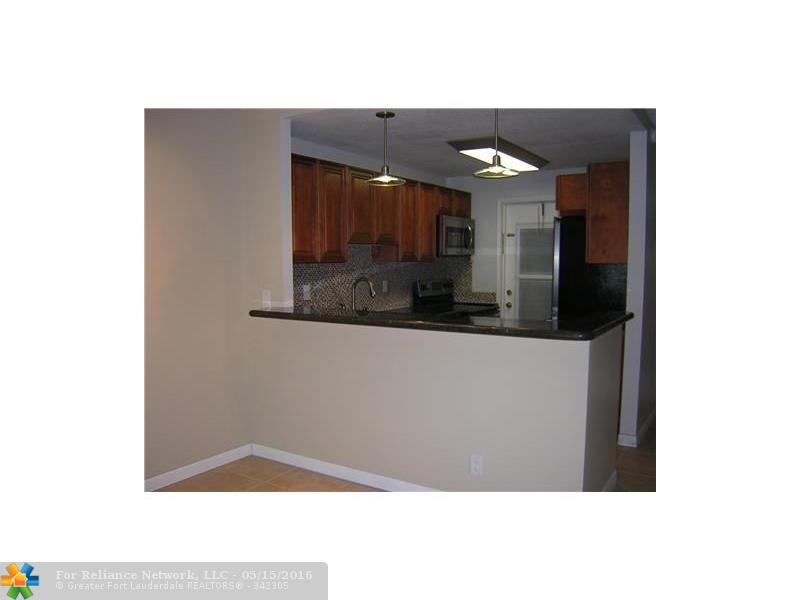 400 SE 10th St A-209, Deerfield Beach, FL 33441