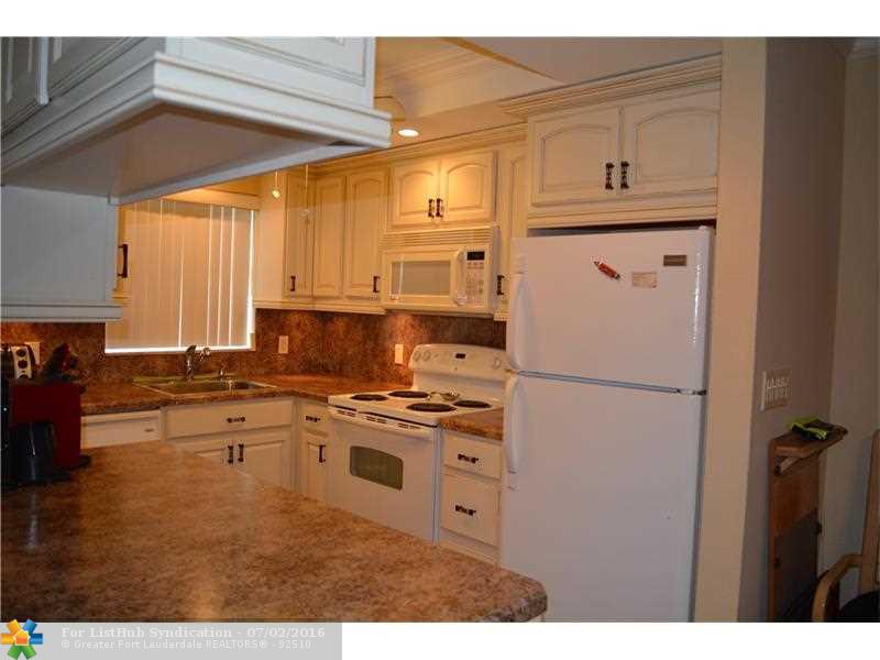 810 SE 7th St 405-A, Deerfield Beach, FL 33441