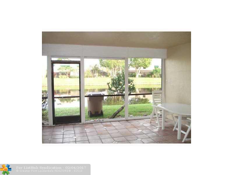 409 NW 36th Ave 409, Deerfield Beach, FL 33442