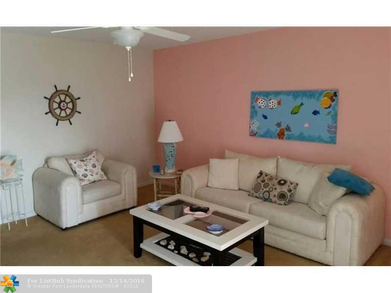 304 Markham N, Deerfield Beach, FL 33442