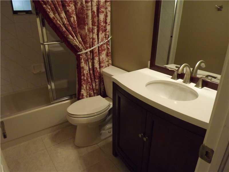 797 Villa Portofino Circle, Deerfield Beach, FL 33442