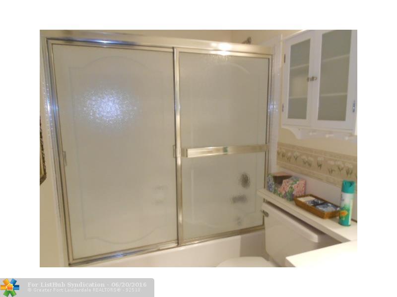 Deerfield Beach, FL 33442
