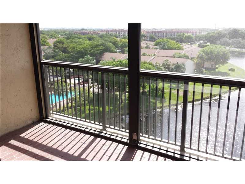 1266 South Military Trl, Deerfield Beach, FL 33442