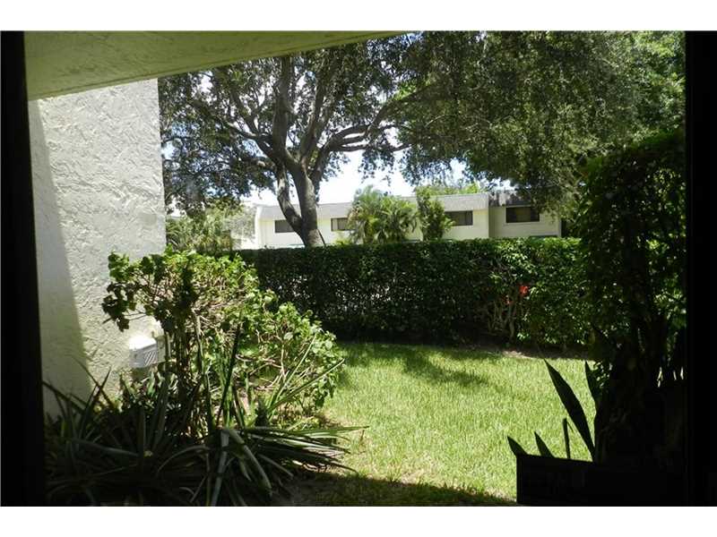 89Deer Creek Rd, Deerfield Beach, FL 33442