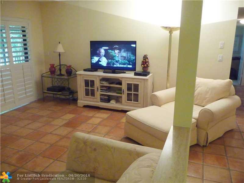 135 DEER CREEK BL 308, Deerfield Beach, FL 33442