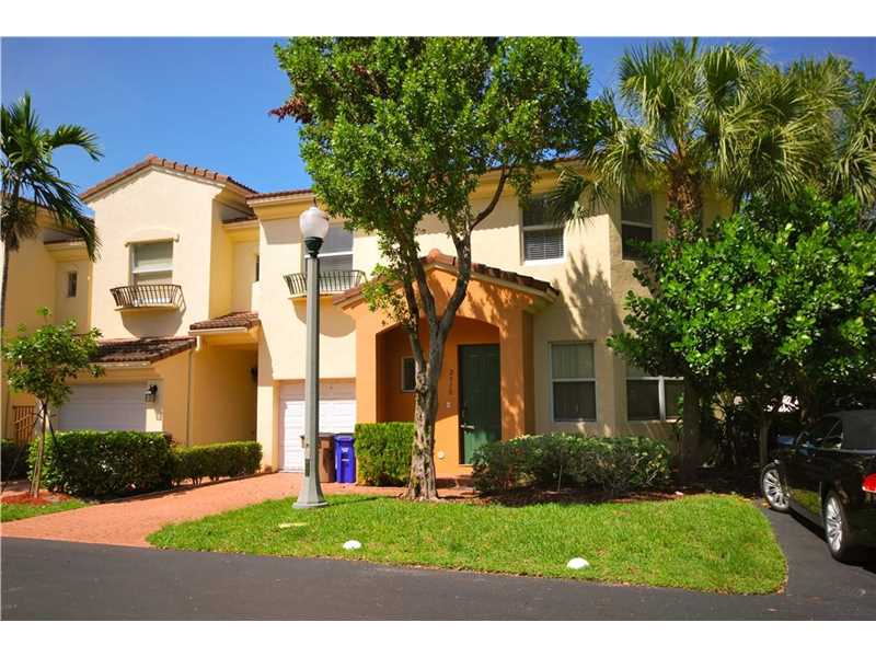 2910D.C. Country Club Bl, Deerfield Beach, FL 33442