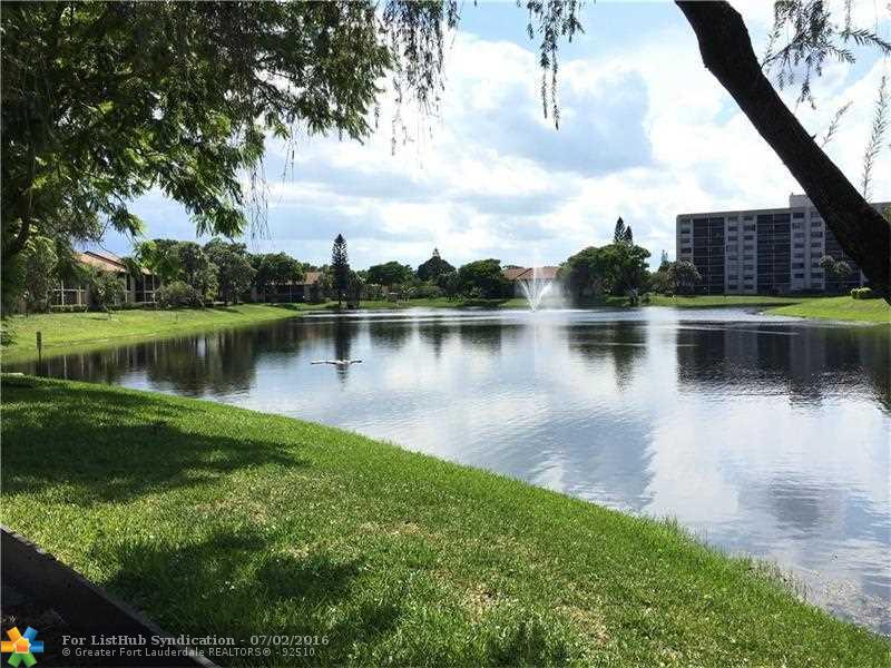 1905 SW 15th St 1, Deerfield Beach, FL 33442