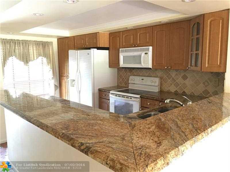 1905 SW 15th St 1, Deerfield Beach, FL 33442