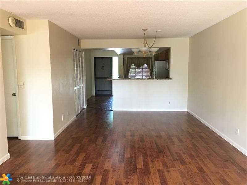 1905 SW 15th St 1, Deerfield Beach, FL 33442