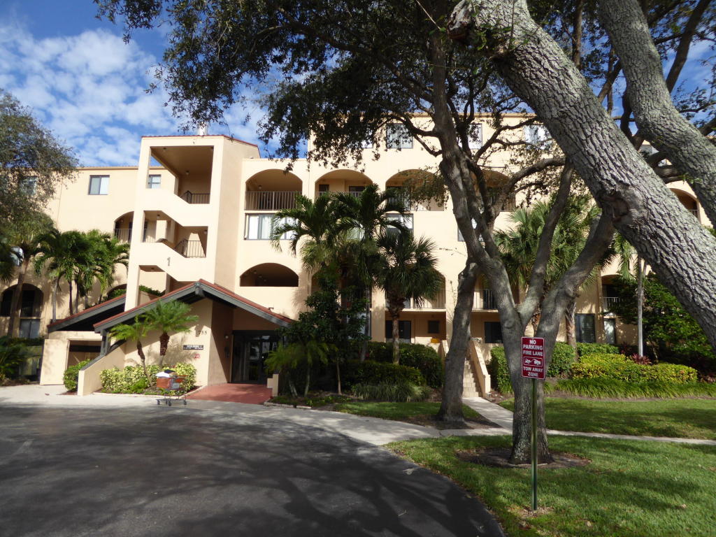 755 Dotterel Road, Delray Beach, FL 33444