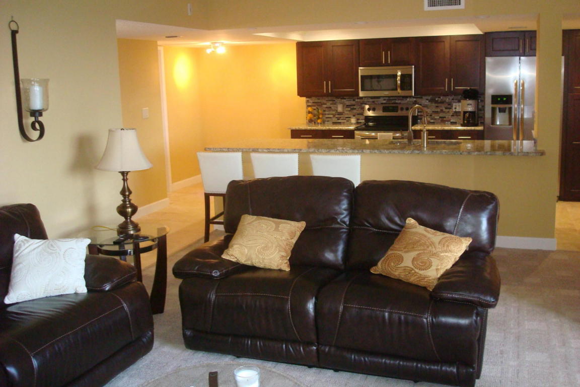 955 Dotterel Road, Delray Beach, FL 33444