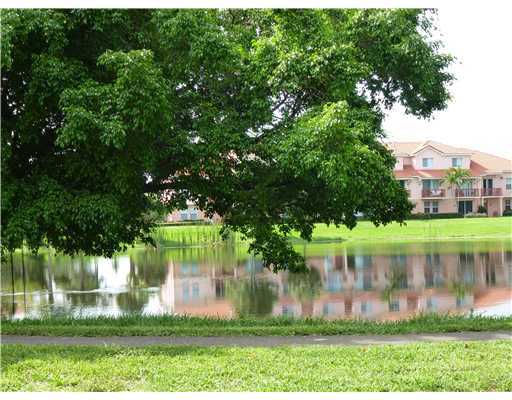 1205 Crystal Way, Delray Beach, FL 33444