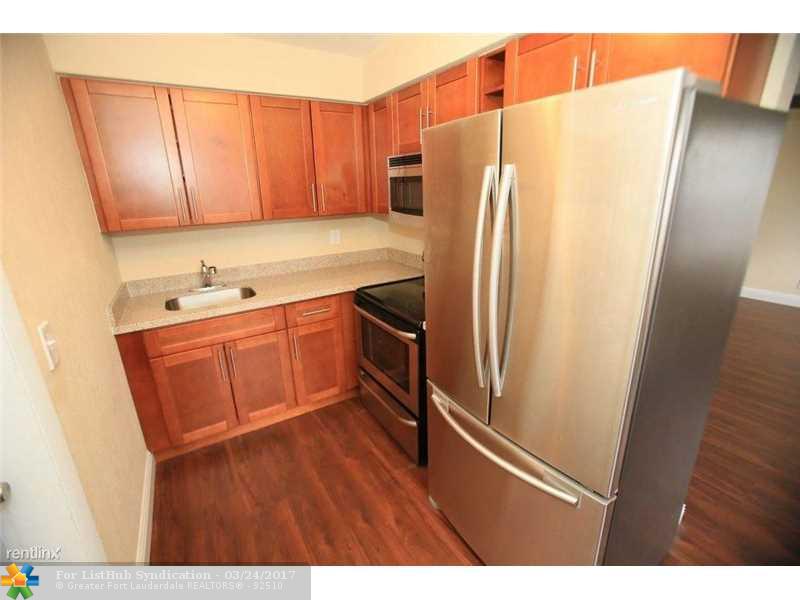 331 SW 11th Ave, Delray Beach, FL 33444