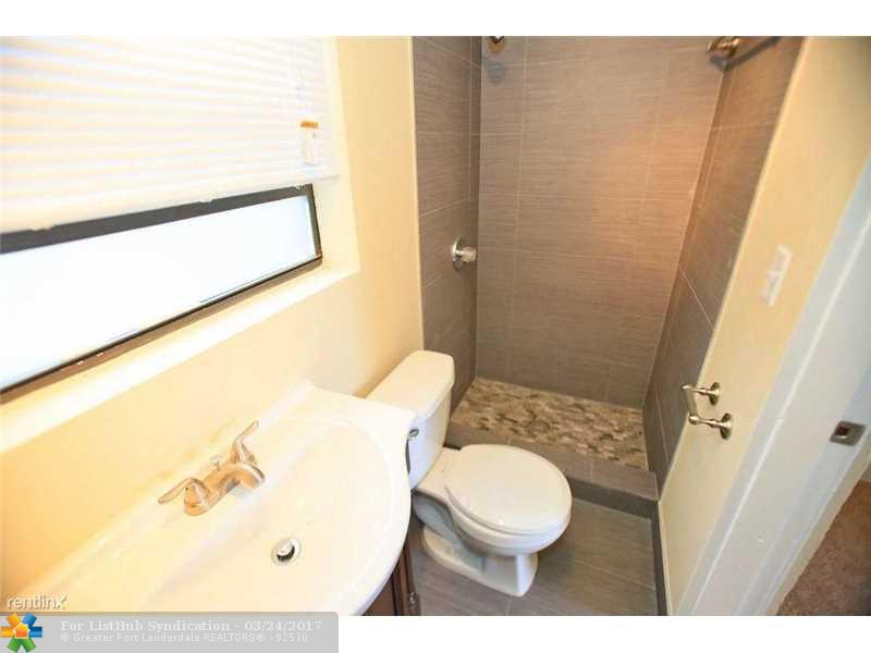 331 SW 11th Ave, Delray Beach, FL 33444