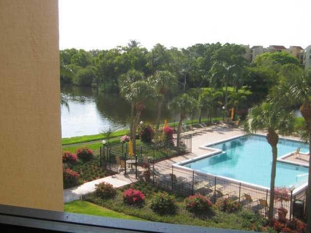 1915 Lavers Circle, Delray Beach, FL 33444