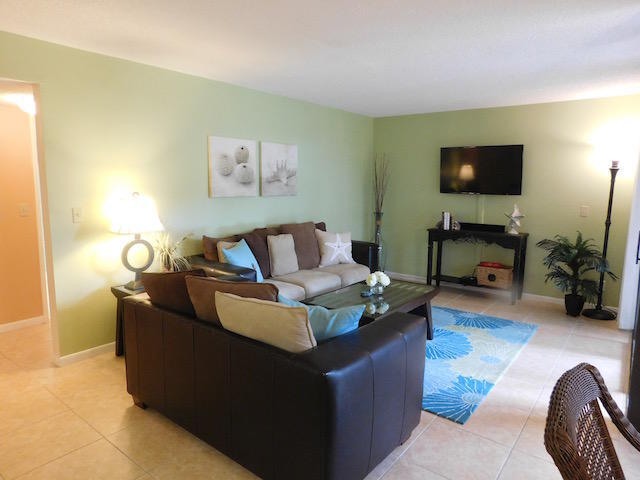 2255 Lindell Boulevard, Delray Beach, FL 33444