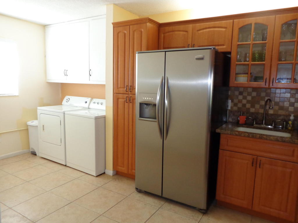 2929 Zorno Way, Delray Beach, FL 33445