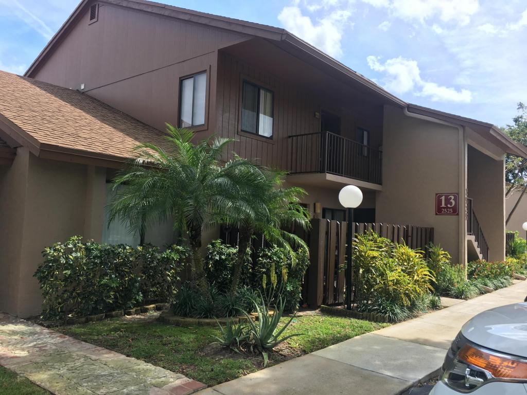 2525 SW 22nd Avenue, Delray Beach, FL 33445