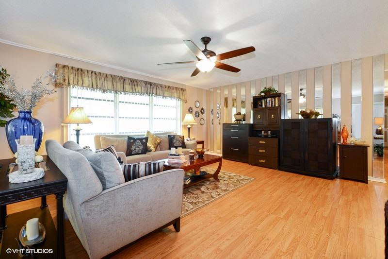 1225 Club Drive West, Delray Beach, FL 33445