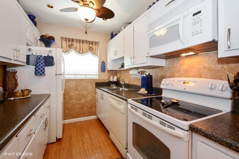 1225 Club Drive West, Delray Beach, FL 33445