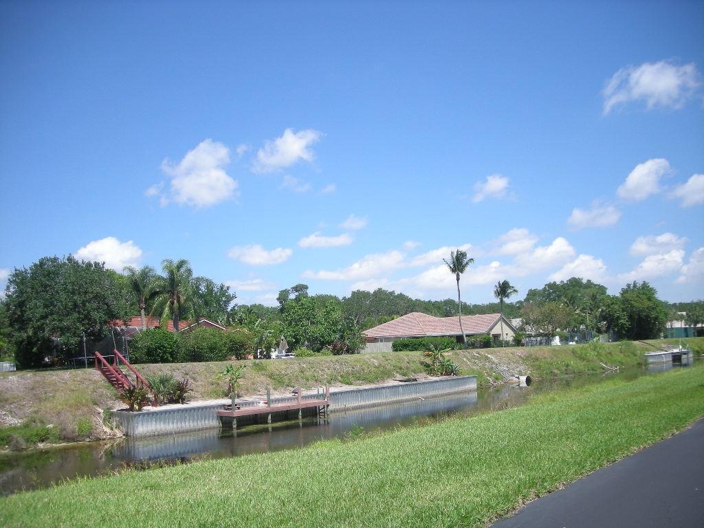 2700 SW 22nd Avenue, Delray Beach, FL 33445
