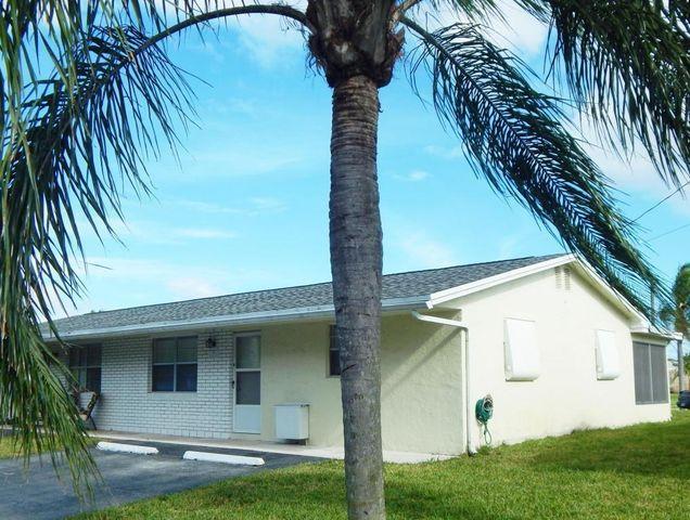2802 Imperial Circle, Delray Beach, FL 33445