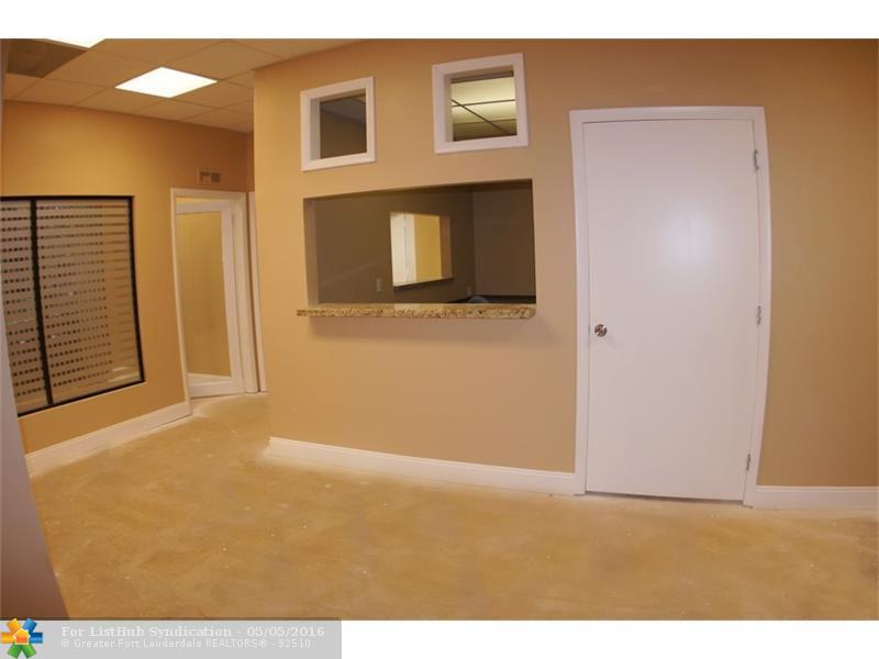 4665 W Atlantic Ave 2, Delray Beach, FL 33445
