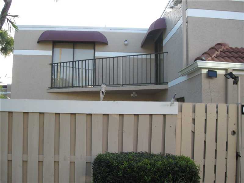 3975Village Dr, Delray Beach, FL 33445