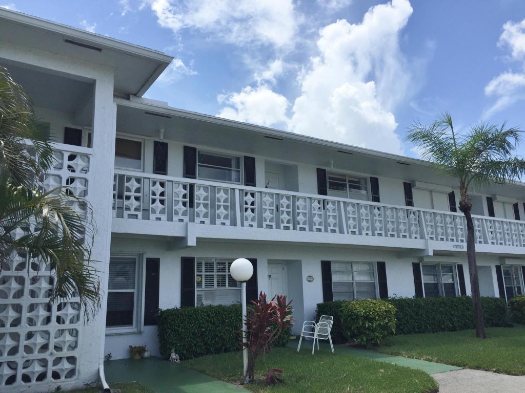 1411 SW 27th Avenue, Delray Beach, FL 33445