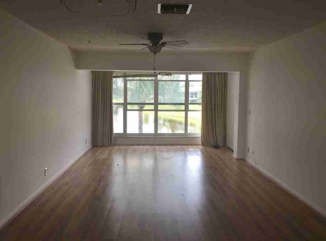 1411 SW 27th Avenue, Delray Beach, FL 33445
