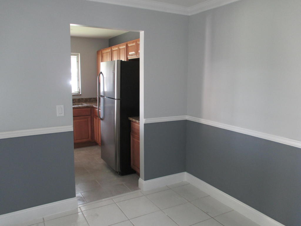 867 North Drive, Delray Beach, FL 33445
