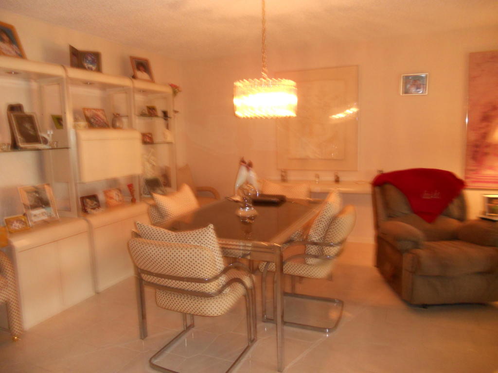 1670 NW 18th Avenue, Delray Beach, FL 33445