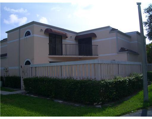 3725 Village Drive Unit C, Delray Beach, FL 33445
