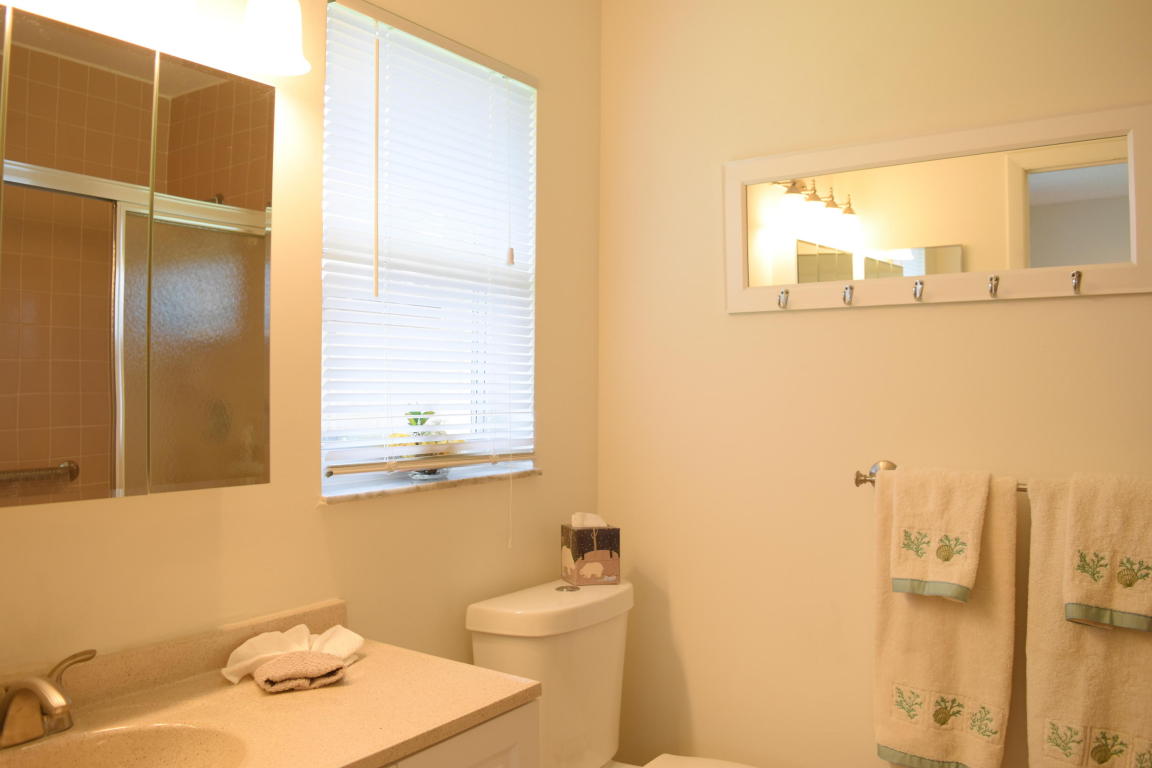 6800 Moonlit Drive, Delray Beach, FL 33446