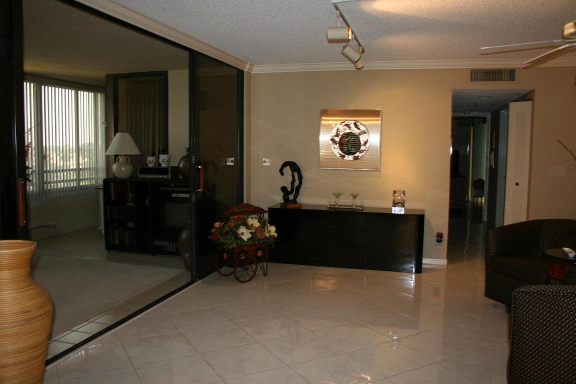 16032 E Lomond Hills Trail, Delray Beach, FL 33446