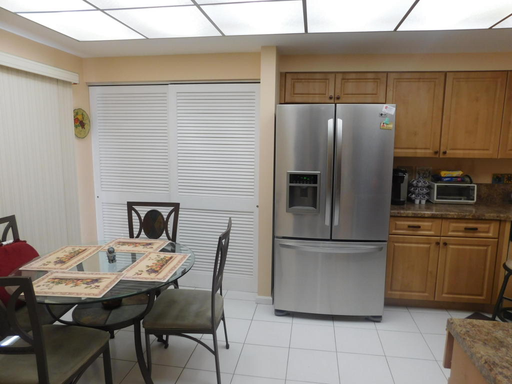 7326 Clunie Place, Delray Beach, FL 33446