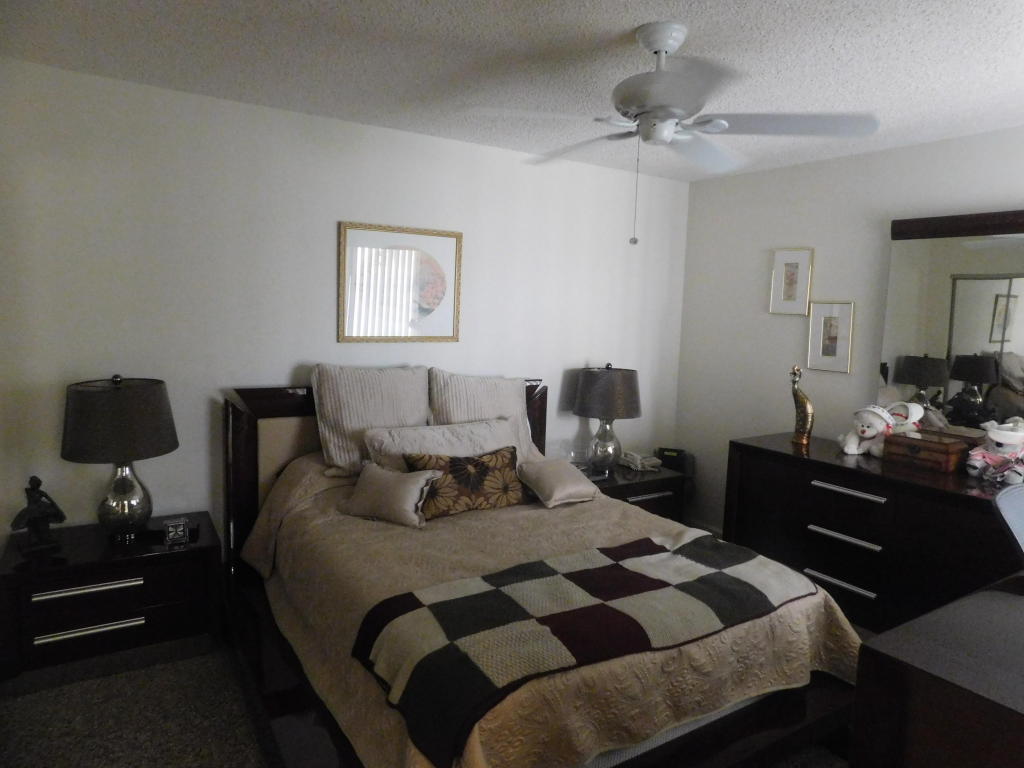 7326 Clunie Place, Delray Beach, FL 33446