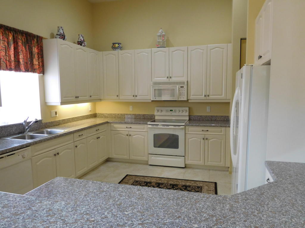 9738 Isles Cay Drive, Delray Beach, FL 33446