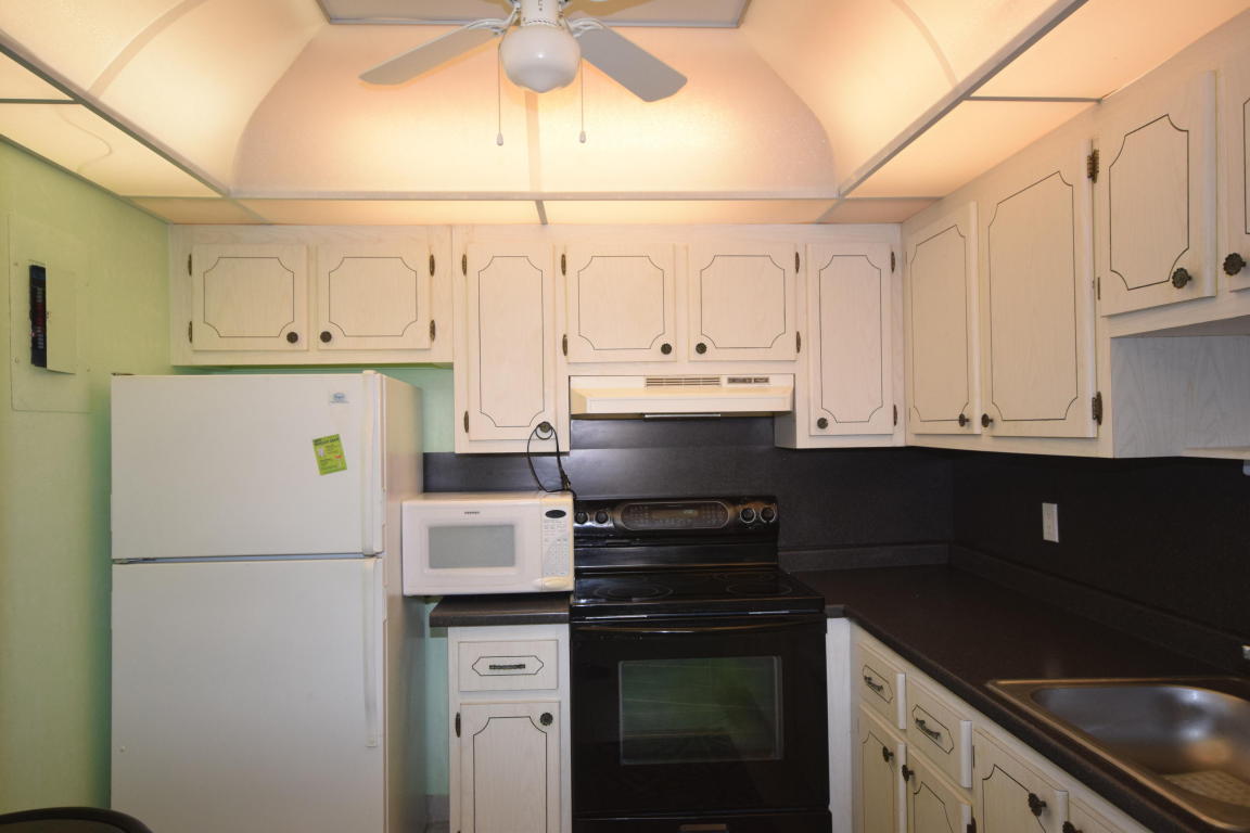 475 Monaco J, Delray Beach, FL 33446