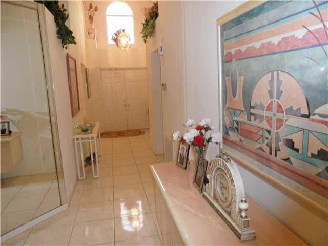 7912 Lake Sands Drive, Delray Beach, FL 33446